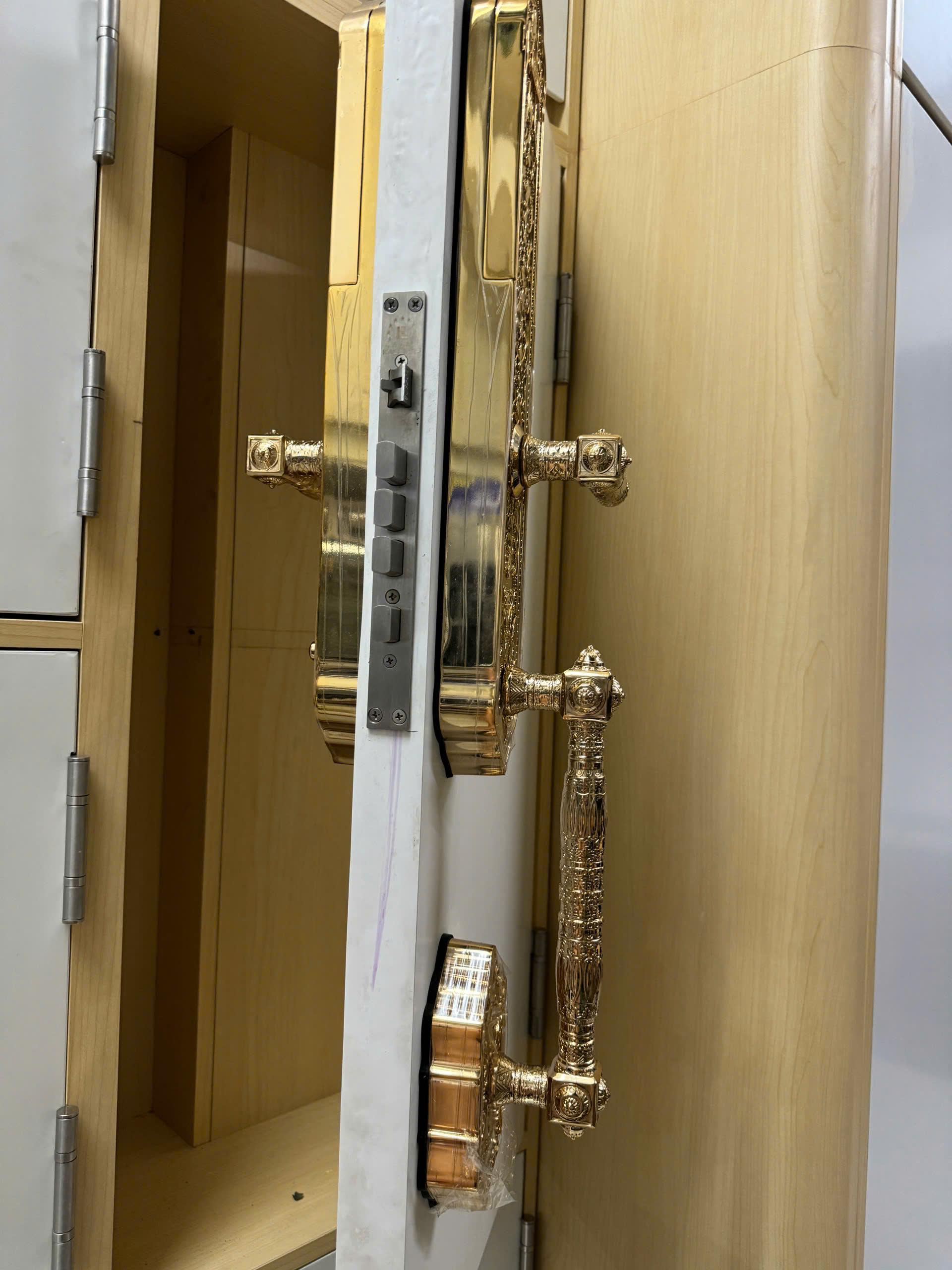 khoa-van-tay-dai-sanh-kassler-kl-939-4